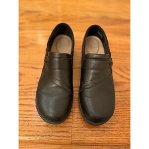 Clarks Collection Women’s 8.5 Soft Cushion Leather Shoe Slip On Black Comfort